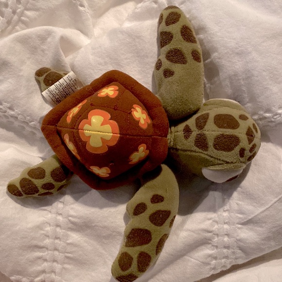 Disney plush Squirt Turtle - Picture 2 of 4